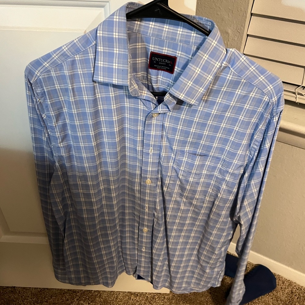 Untuckit Blue Shirt